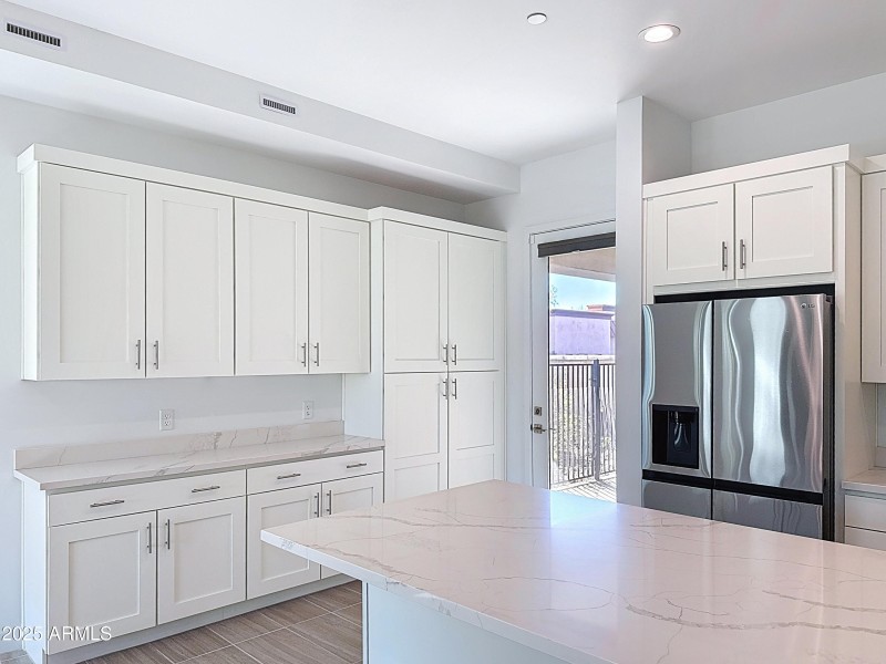 11673-n-136-st-scottsdale_00004