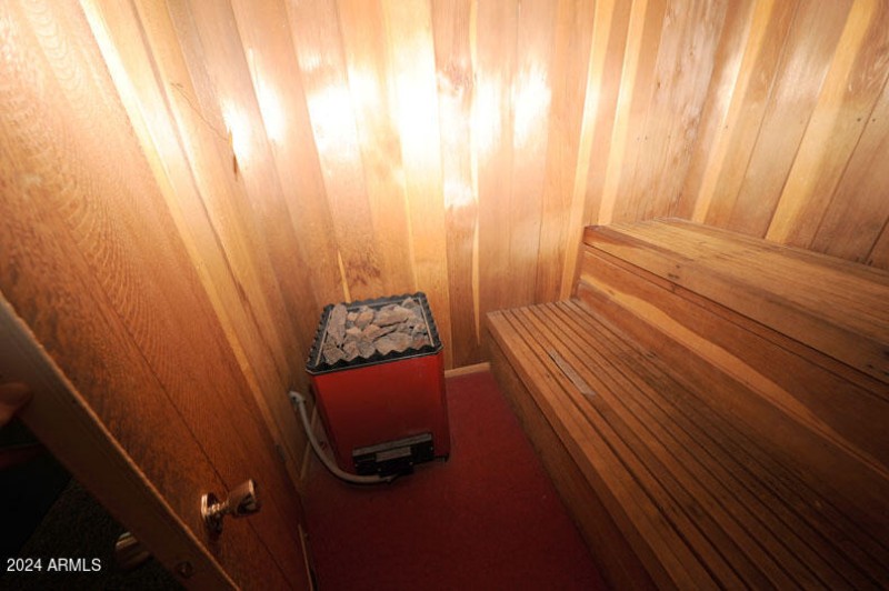 Cummunity Sauna