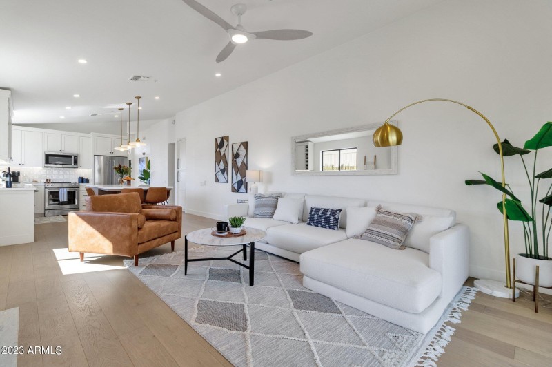 20-web-or-mls-7392-e-adele-ct