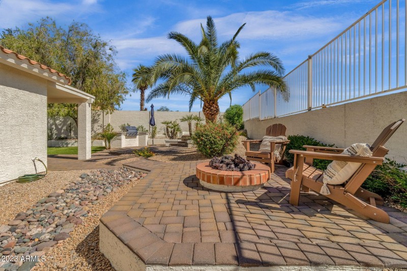 38-web-or-mls-7392-e-adele-ct