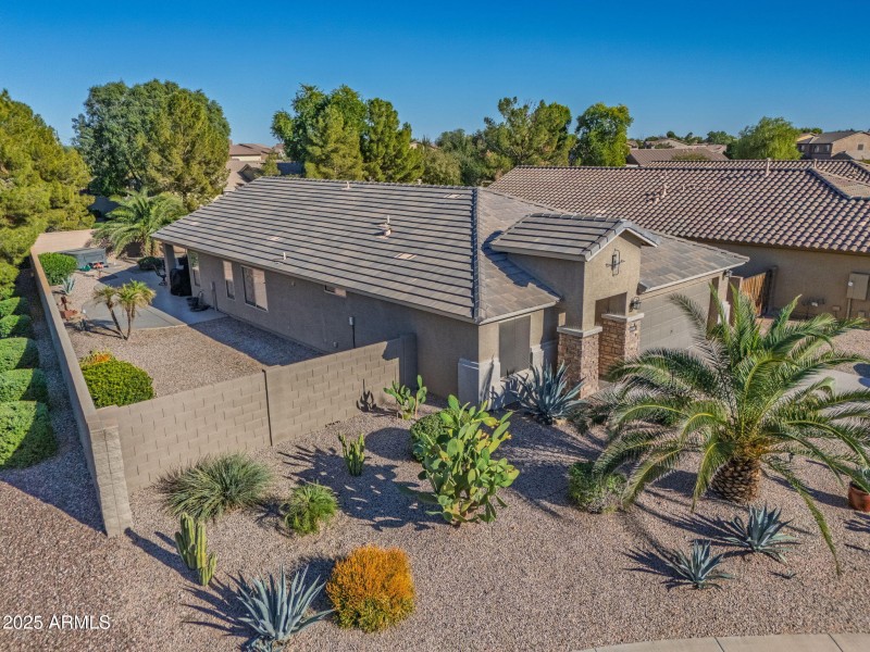 5-web-or-mls-19589 N Portarosa Ct-5