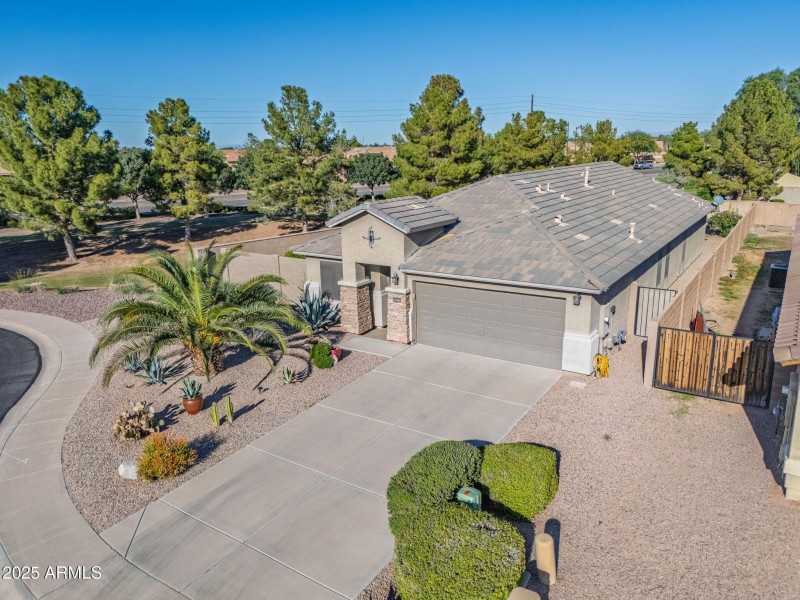 7-web-or-mls-19589 N Portarosa Ct-7