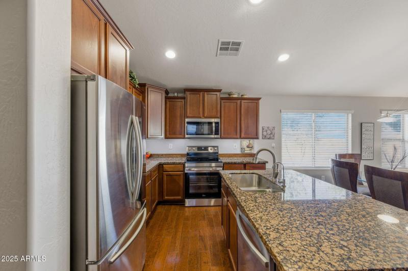 11-web-or-mls-19589 N Portarosa Ct-11