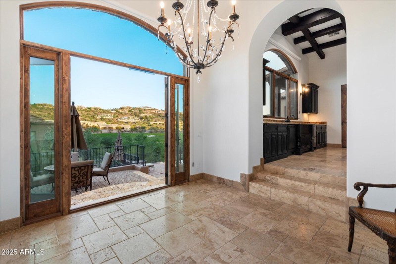 Sitting Room Off of Kitchen w/ Patio