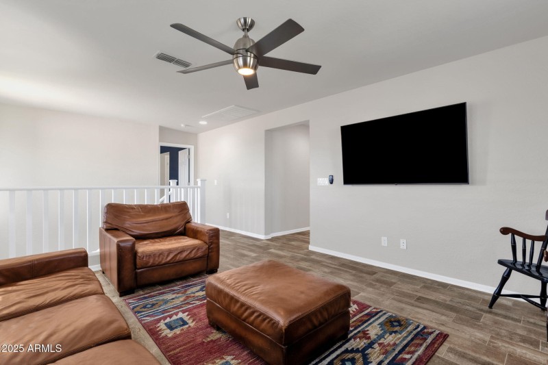 23-web-or-mls-2947-e-saltsage-dr