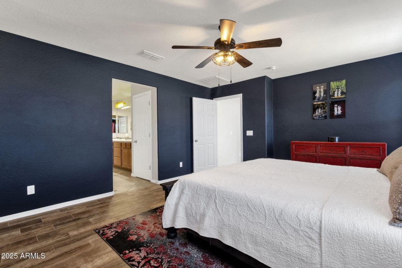 27-web-or-mls-2947-e-saltsage-dr