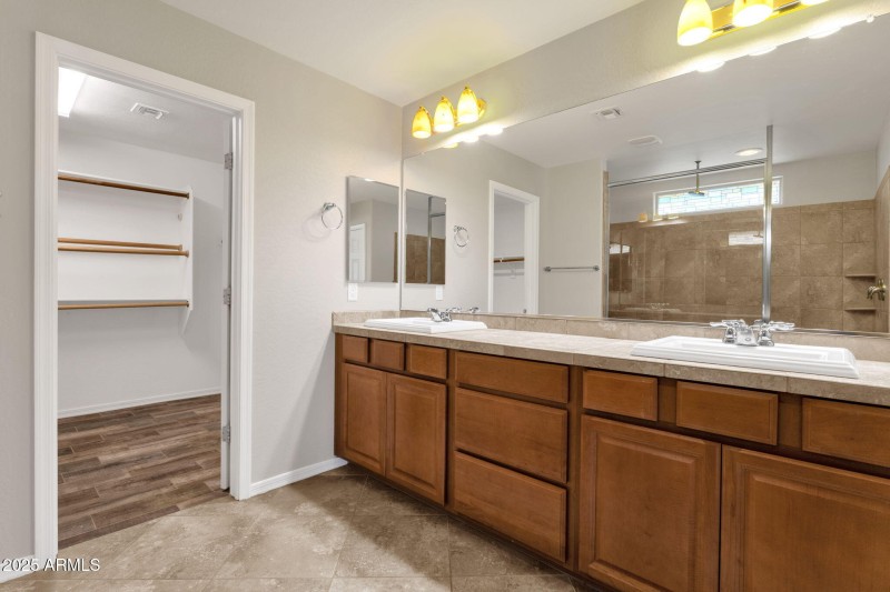 29-web-or-mls-2947-e-saltsage-dr