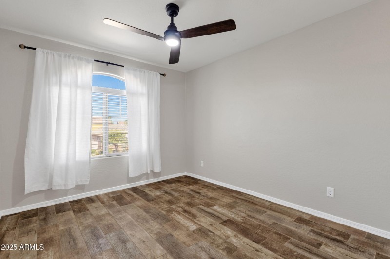 37-web-or-mls-2947-e-saltsage-dr