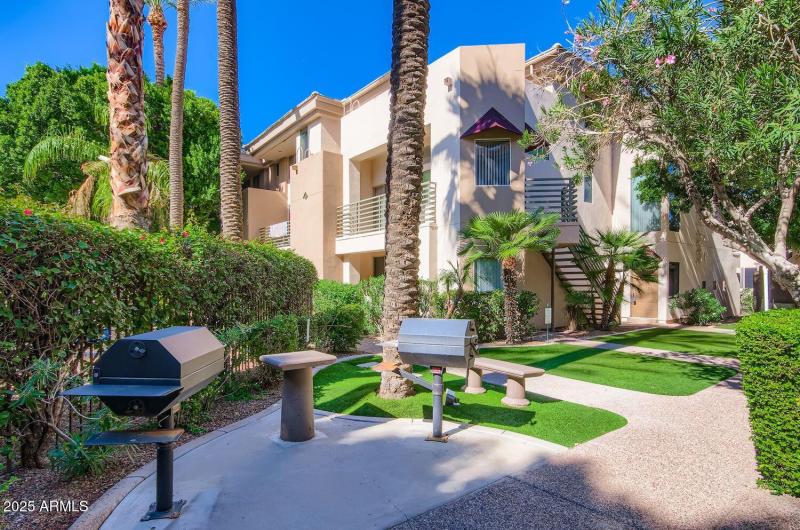 4343 N 21st St 213 - Web Quality - 027 -