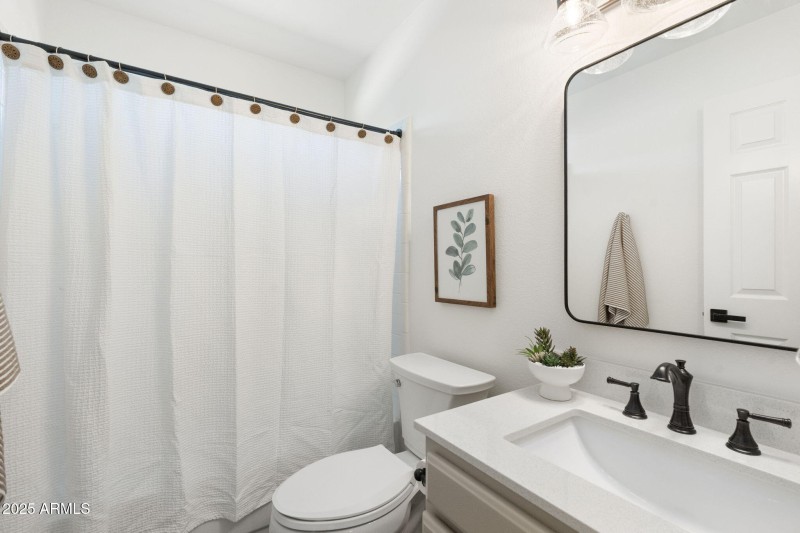 13-web-or-mls-DSC08095 copy