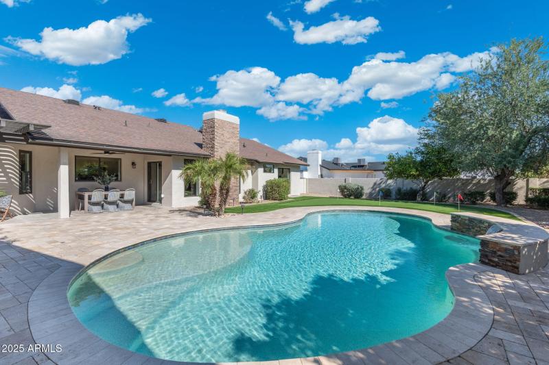 44-web-or-mls-DSC08215-HDR-Edit