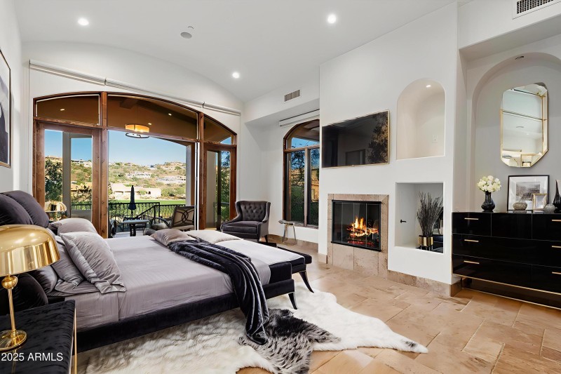 Primary Suite w/ Patio & Fireplace