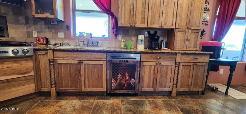 Lee-30305-Kitchen-Hidden-Spice-Rack