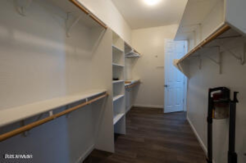 20251022234237678757000000