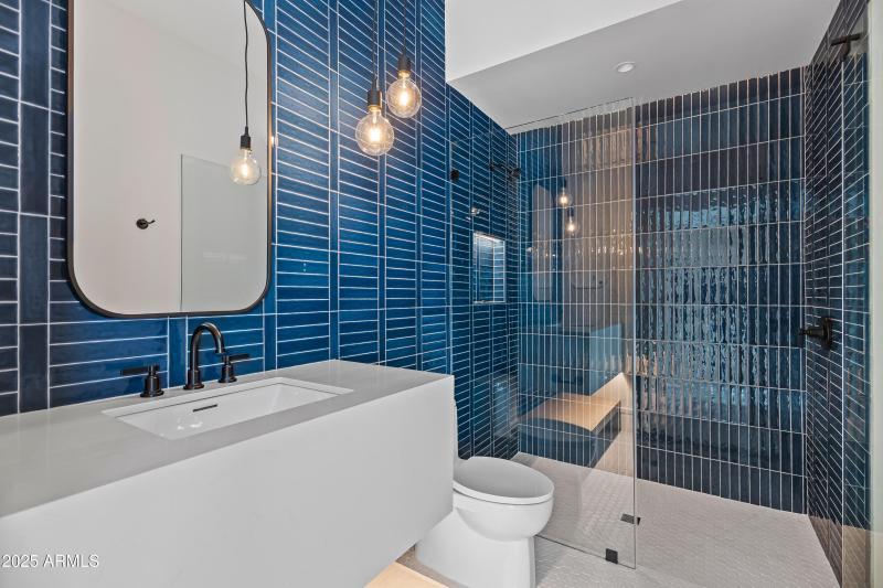 Outdoor Shower-Pool Bath (3 of 4)