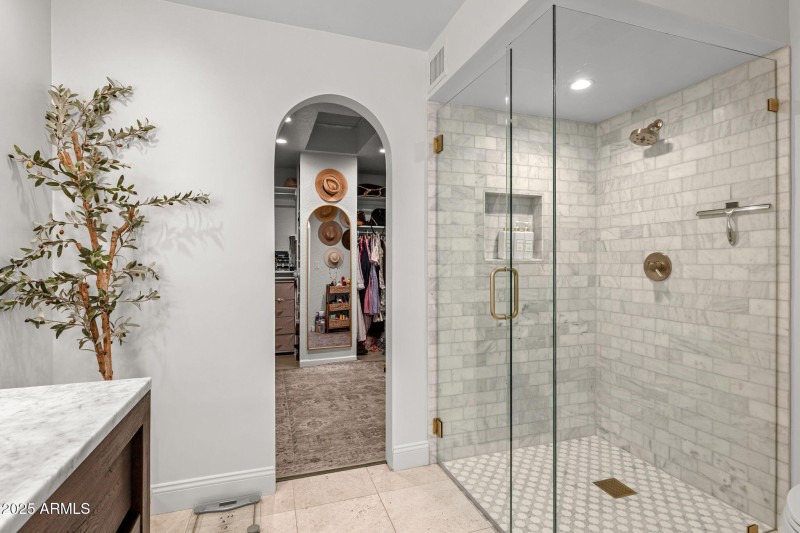 X4801 E Moonlight Way - 423