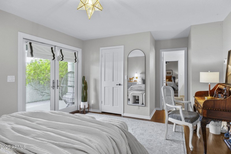 4801 E Moonlight Way - 583