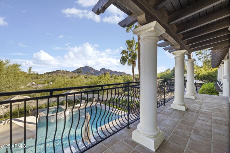 4801 E Moonlight Way - 533