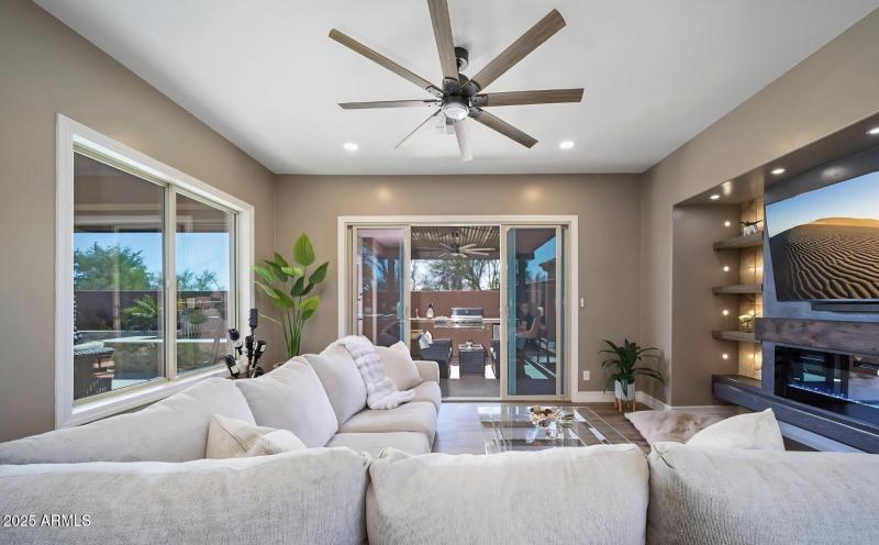 Screenshot 2025-10-29 at 10.03.34AM