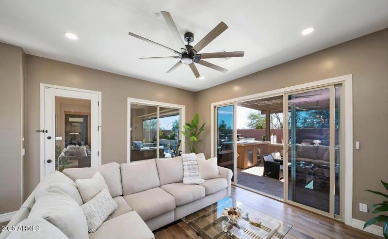 Screenshot 2025-10-29 at 10.03.54AM