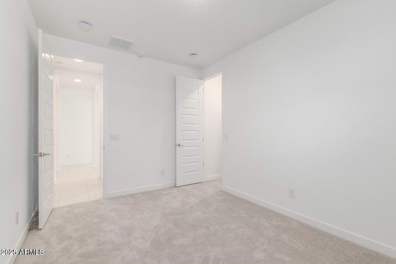 20231003122140260348000000-o