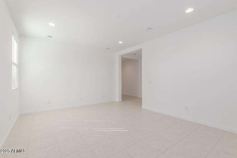 20231003122156320594000000-o