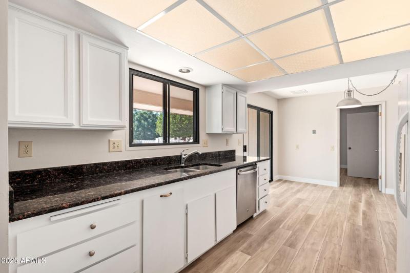 13131 W Castlebar Dr - 12