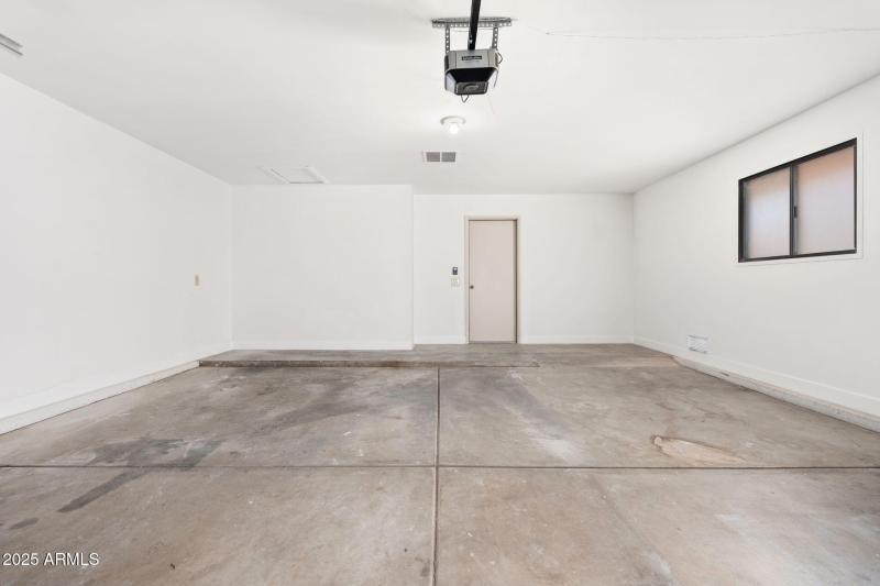 13131 W Castlebar Dr - 27