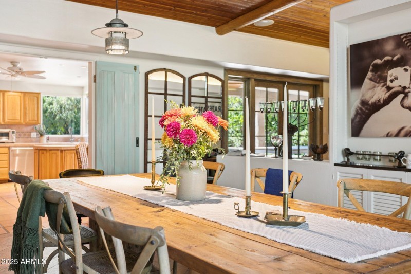 16-web-or-mls-7005-e-jackrabbit-rd