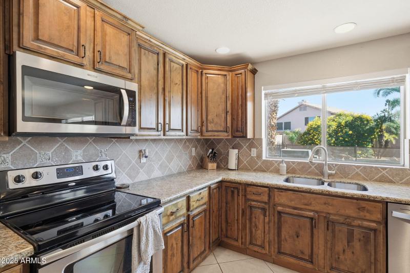 13-web-or-mls-013_ListerPros