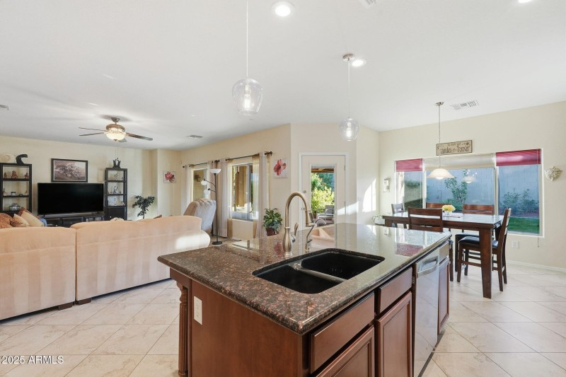 83-web-or-mls-017_ListerPros