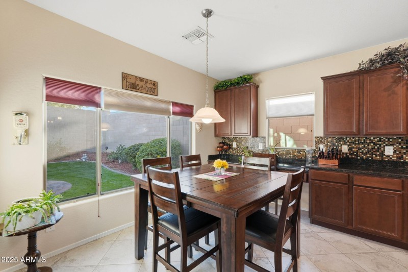 89-web-or-mls-024_ListerPros