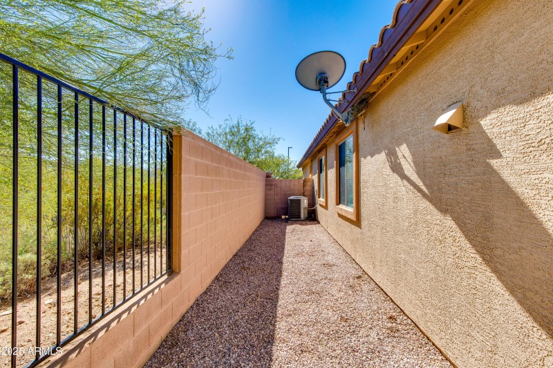 50-Via Caballo Blanco