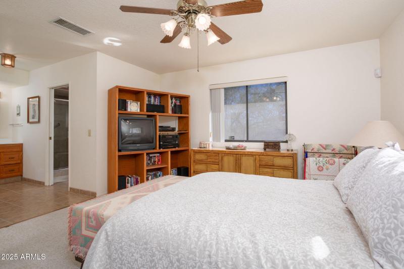 24-web-or-mls-1147 Pedro Ct-24