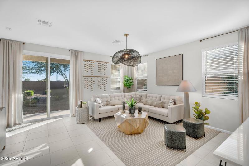 4-web-or-mls-Barrel Race-4