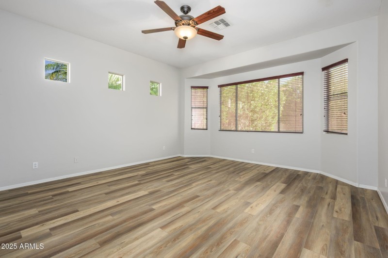 4-web-or-mls-Roger-12