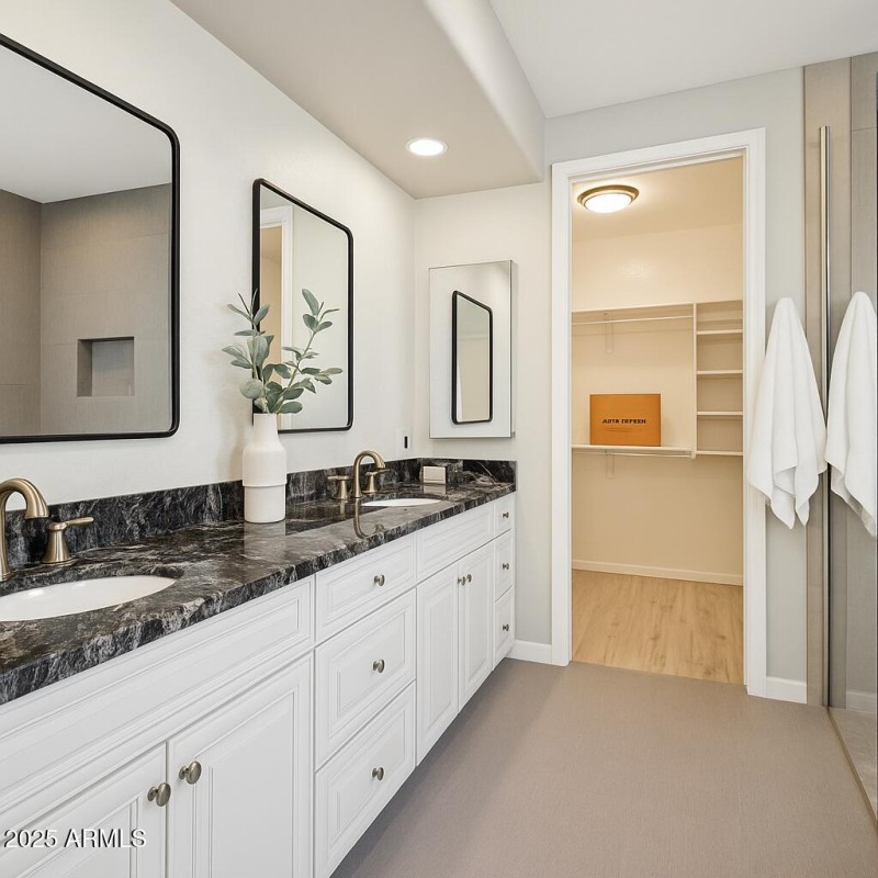 2B6471A2-903B-4898-BEF4-4B084CECB78D