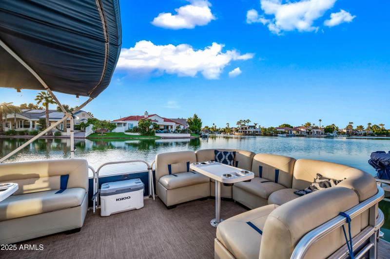 56-1817EWTC-ocupix-IR