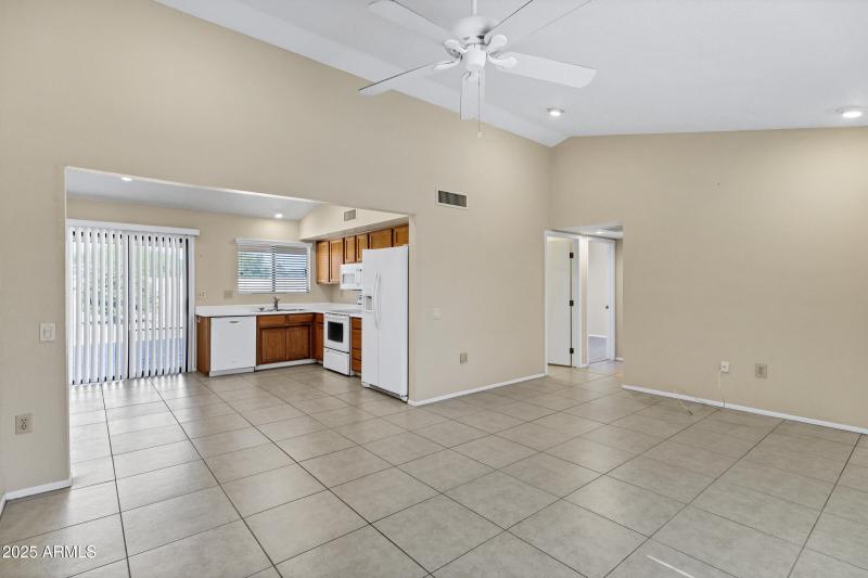 14742 W Antelope Dr-9