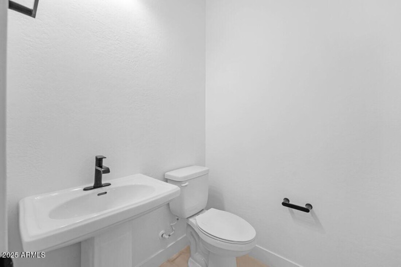 20486 E VIA DEL JARDIN - Ready Now!