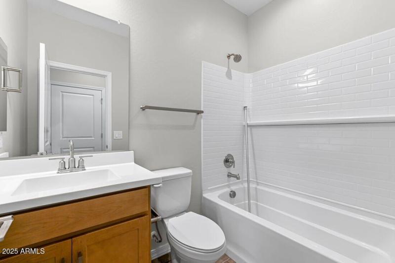 9964 W Piccadilly Road - Ready Now!