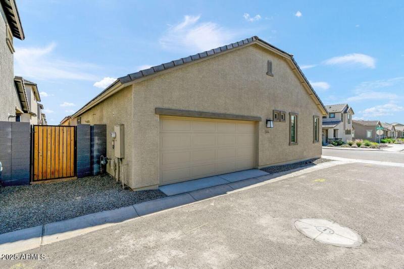 9964 W Piccadilly Road - Ready Now!