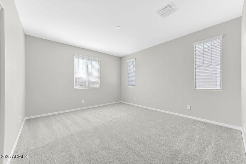 9964 W Piccadilly Road - Ready Now!