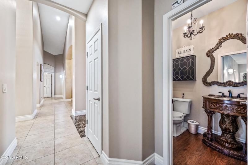 95-1817EWTC-ocupix-IR