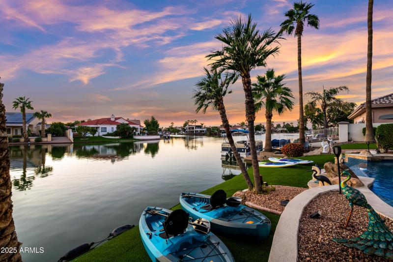 132-1817EWTC-ocupix-IR