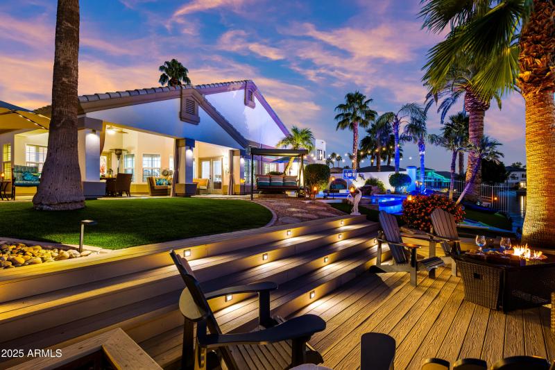 168-1817EWTC-ocupix-IR