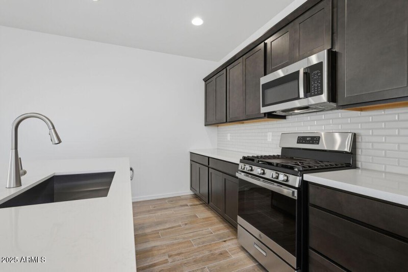 10002 W PICCADILLY Road - Ready Now!