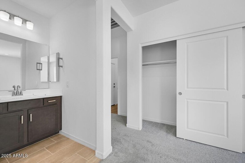 10014 W PICCADILLY Road - Ready Now!