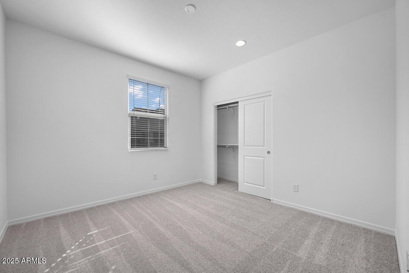 10014 W PICCADILLY Road - Ready Now!