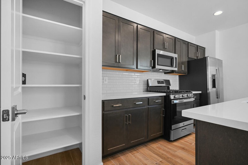 10014 W PICCADILLY Road - Ready Now!